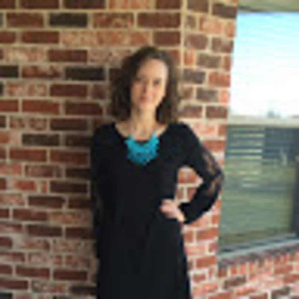 Meet your Posher, Genevieve